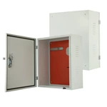 Boîtier de recharge pour véhicules électriques avec trous prédécoupés