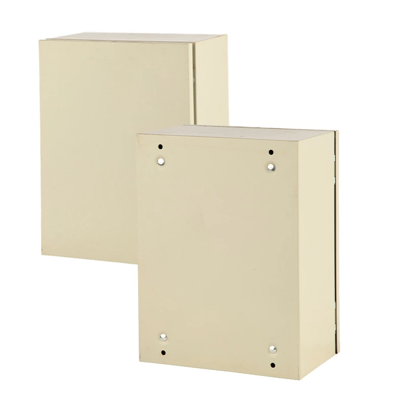 Boîte métallique résistante aux intempéries avec bords scellés