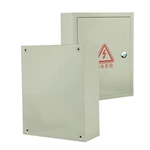 Boîte électrique avec emplacement pour étiquette d'identification du circuit