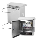 Boîtier de surveillance extérieur avec mise à la terre